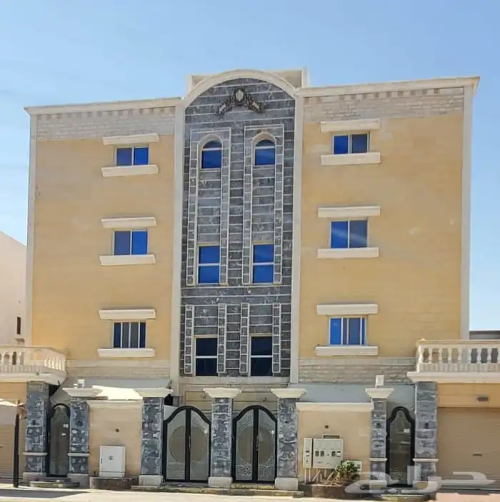 للبيع شقه تمليك في الجامعين الدور الثاني في مدينة الأحساء 0
