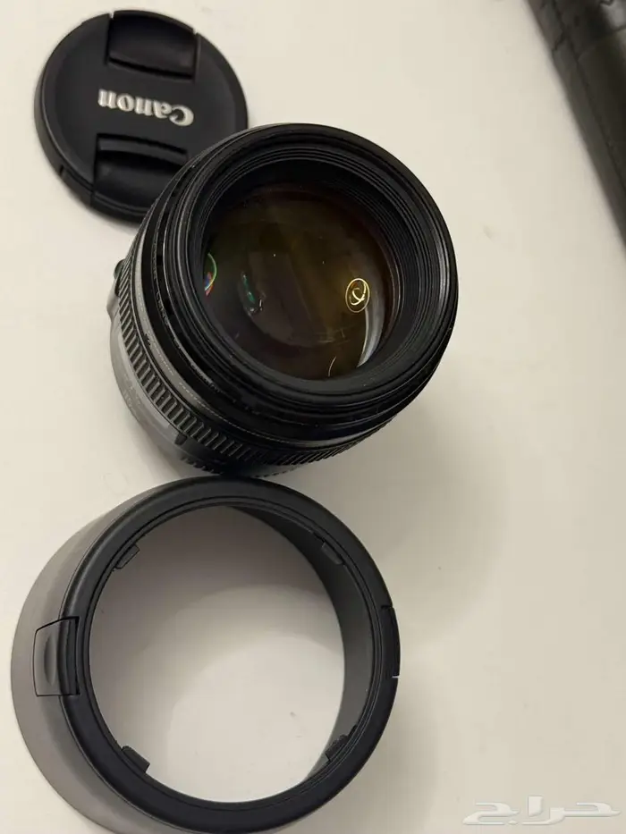 Canon EF 85mm f 1.8 USM 1