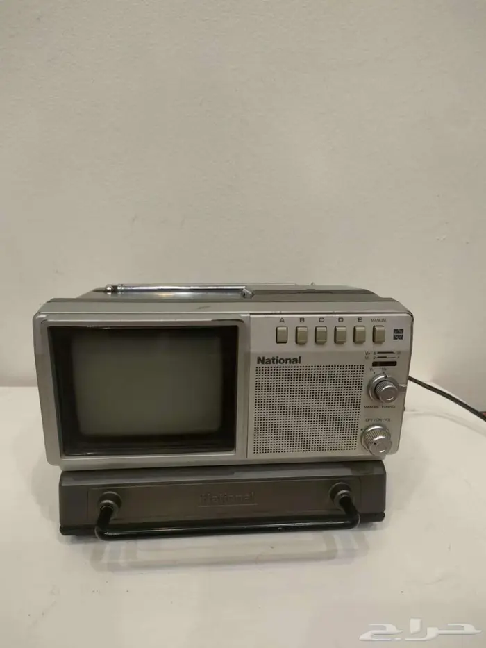 تلفزيون صغير ناشونال ياباني 1