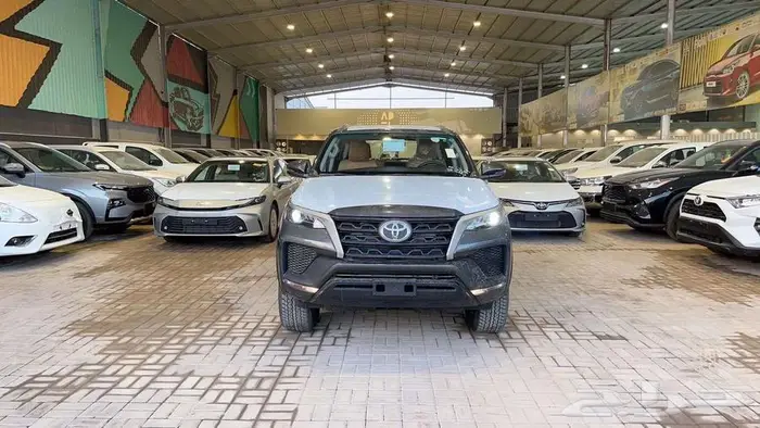 تويوتا فورتشنر GX2 4 4 ديزل 2025 0