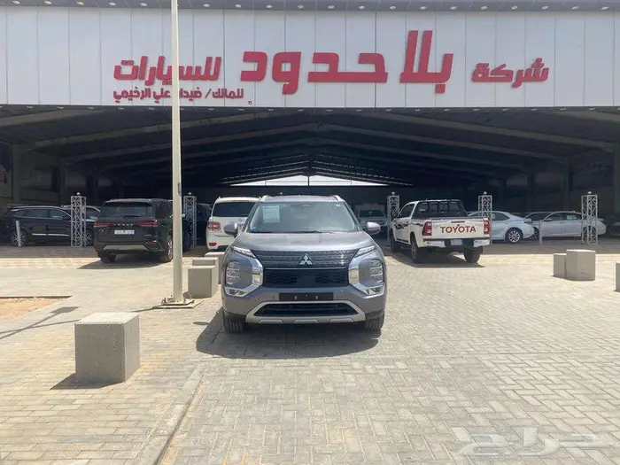 ميتسوبيشي اوتلاندر نص فل بانوراما وفل كامل سعودى 2024 5