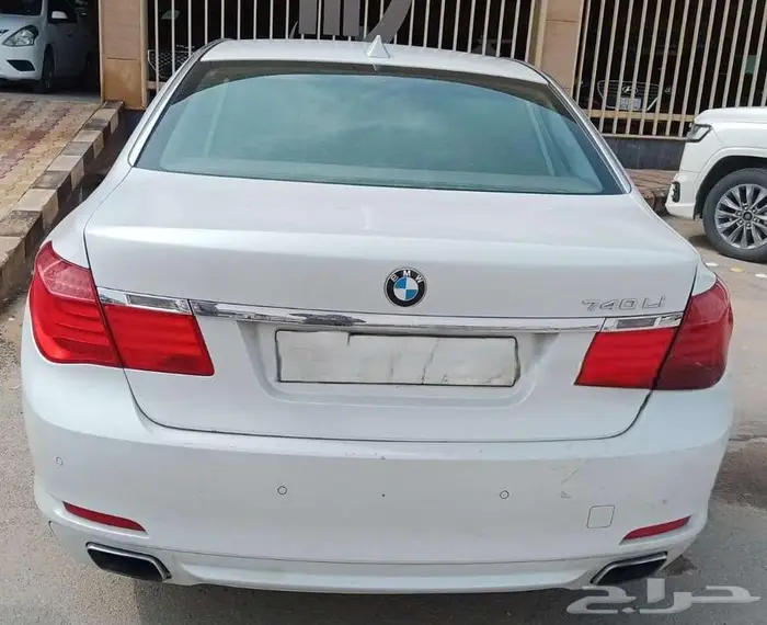 بي ام دبليو 2010 اي ال 740 7