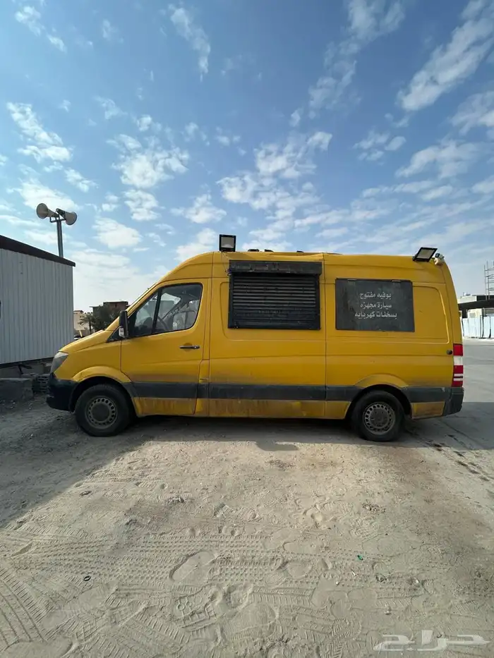 للبيع سياره فود ترك 0