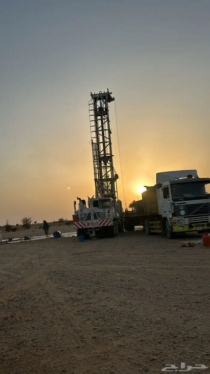 حفار ابار ارتوازي 0