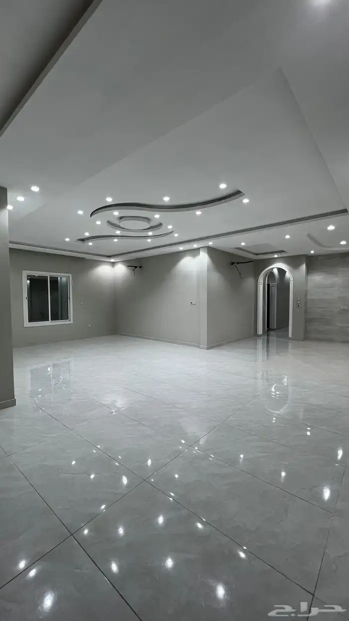 شقة 6 غرف المساحة 263 متر 1