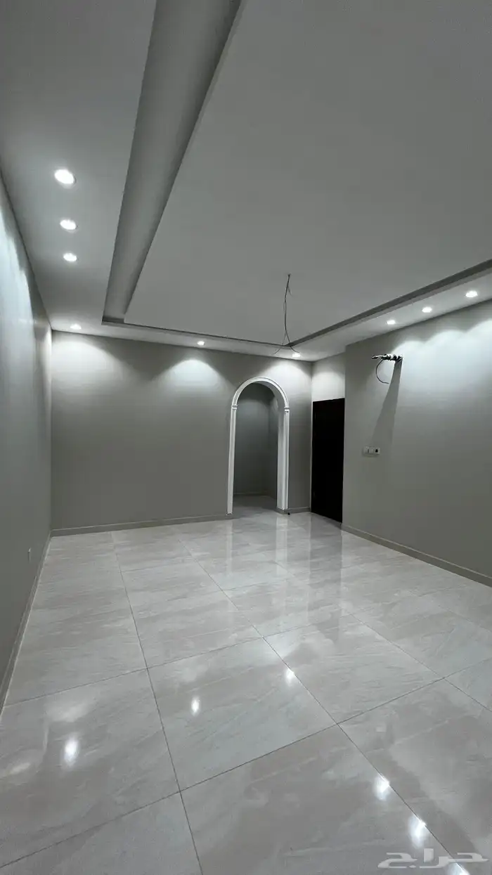 شقة 6 غرف المساحة 263 متر 14