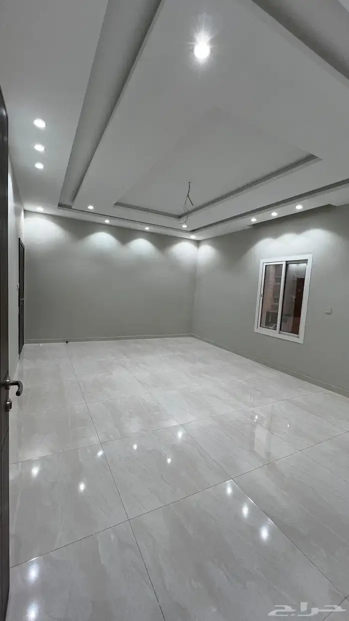 شقة 6 غرف المساحة 263 متر 16