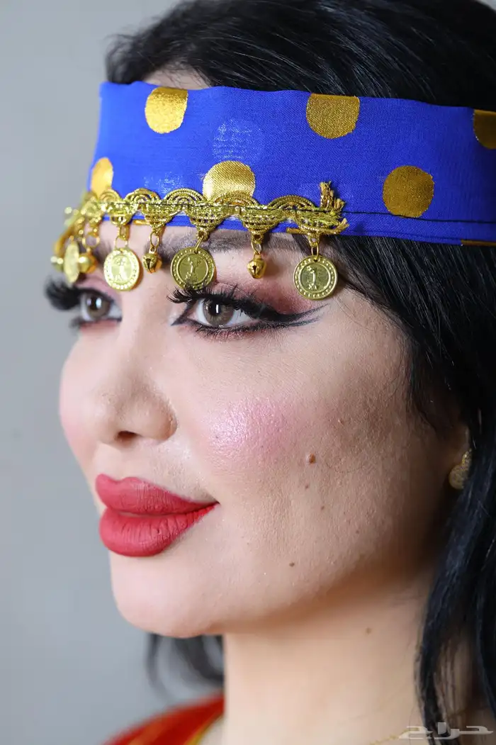 جلابيات شالكي مع ربطة راس وطرحة ومنديل عسيري 6