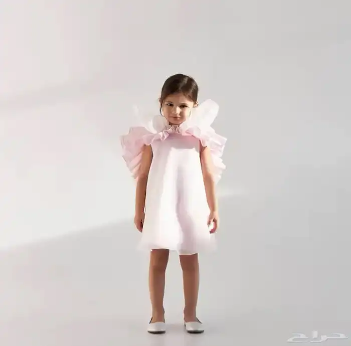 فساتين وجلابيات نسائيه وأطفال 1