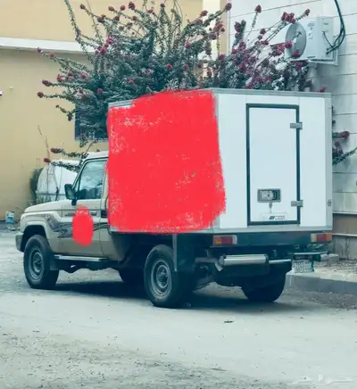 يوجد لدينا 5 شاصات بثلاجات 1 طن للإيجار الشهري نقل مع السائ 0
