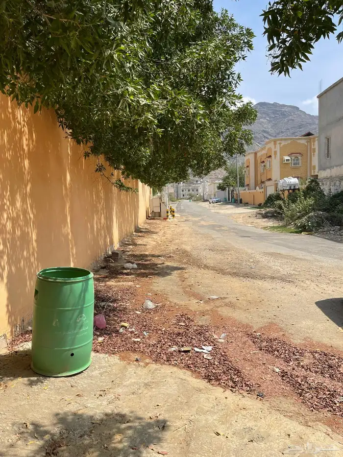 إستراحة وعمارة للبيع بمحايل عسير 2