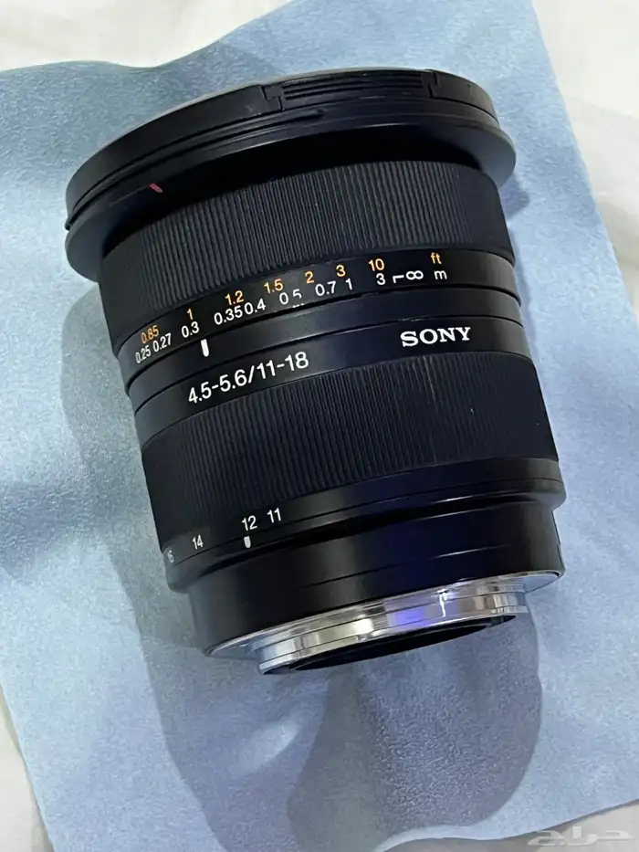 عدسة سوني 2