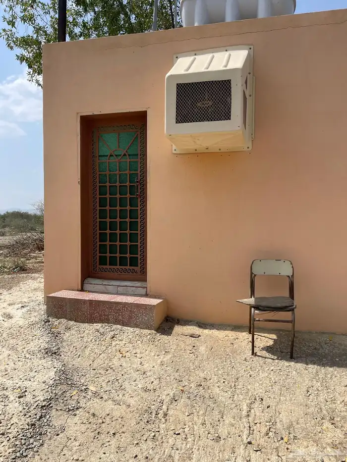 إستراحة وعمارة للبيع بمحايل عسير 0
