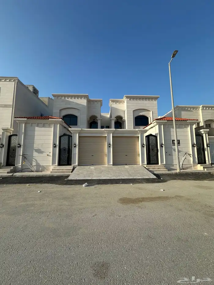فلل دبلكسات مساحات مختلفه 22