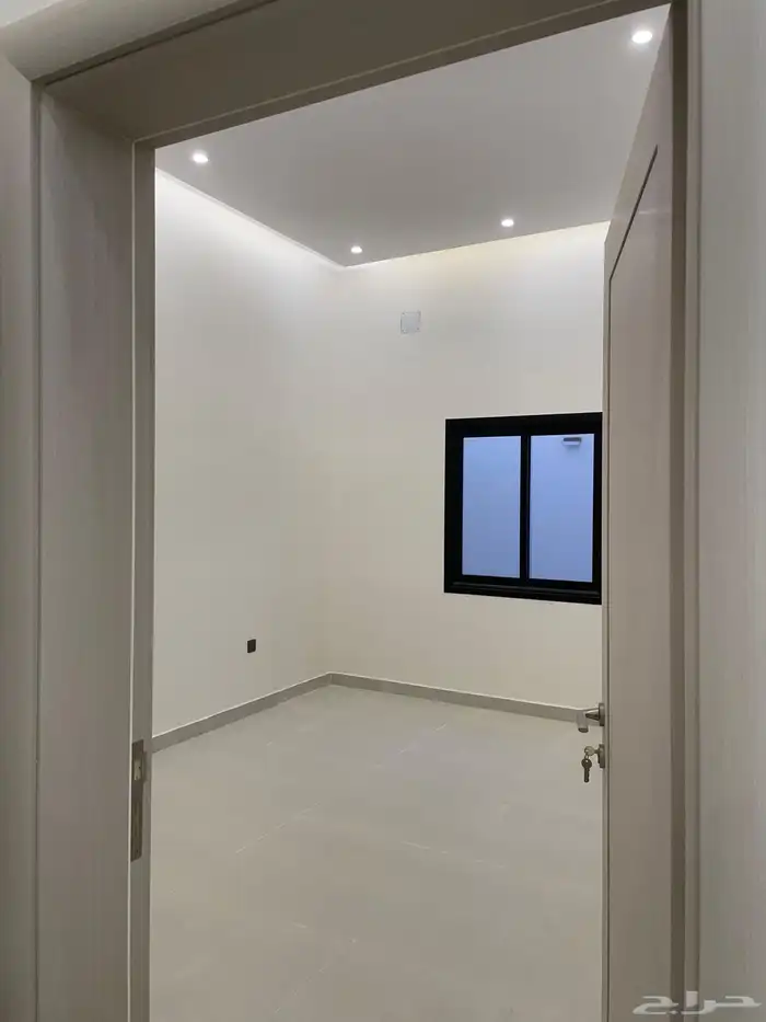 للبيع دور أرضي حي الجنادرية مخطط المعالي 1