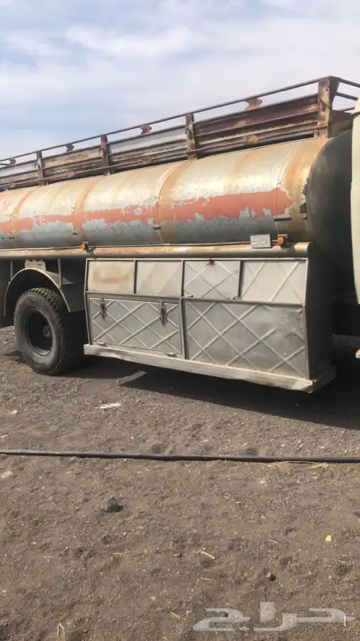 وايت حصنيه مرسيديس موديل 87 نقل خاص استمارة منتهية 5  1445 3