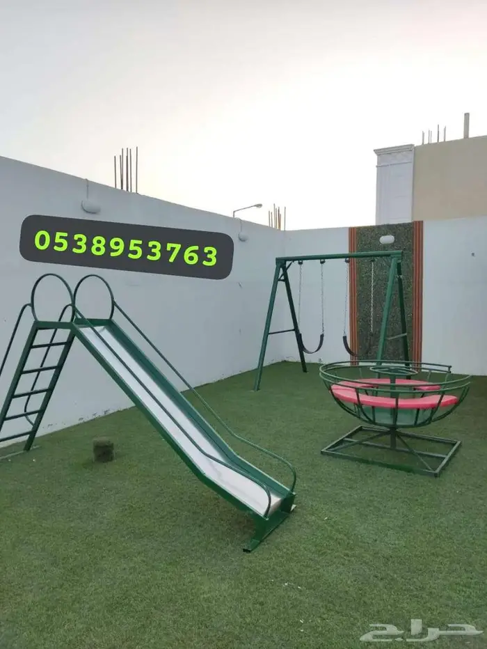 جلسات حديدية مع المراجيح والزحليقة 30