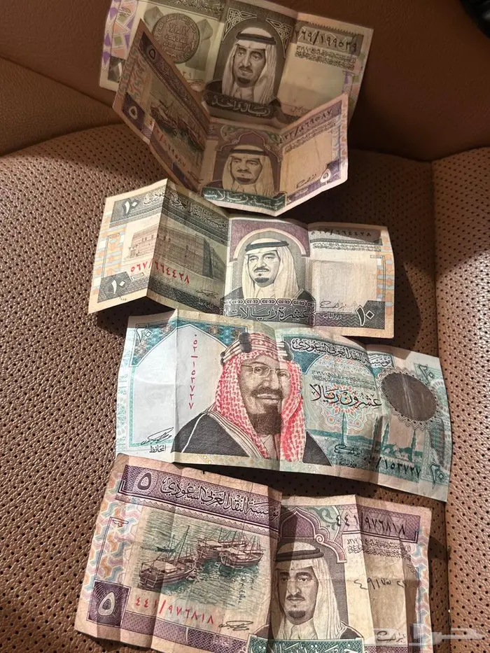 عملات قديمه تعود لعهد الملك فهد ( رحمه الله ) 0