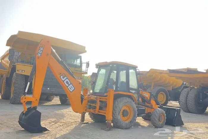 باكهولودر جي سي بي 3DX موديل 2016 لوط 118 8