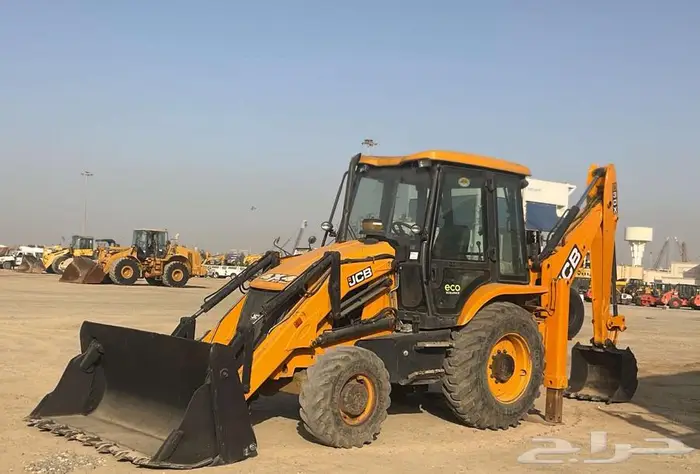 باكهولودر جي سي بي 3DX موديل 2016 لوط 118 7