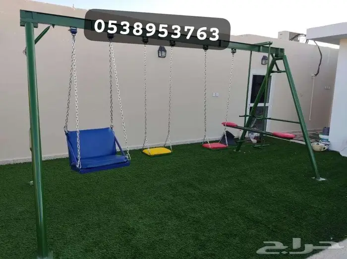 جلسات حديدية مع المراجيح والزحليقة 26