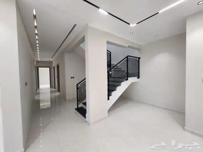 شقق تشطيب فاخر حي السويس 4