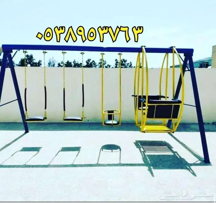 جلسات حديدية مع المراجيح والزحليقة 11