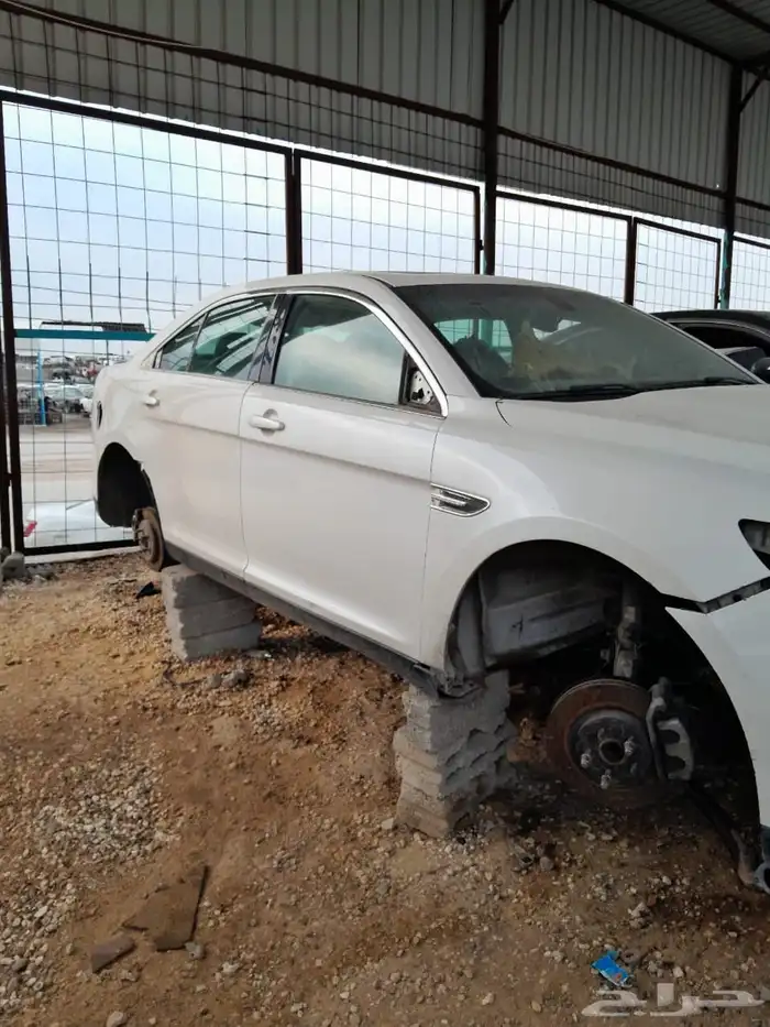 قطع غيار فورد 4