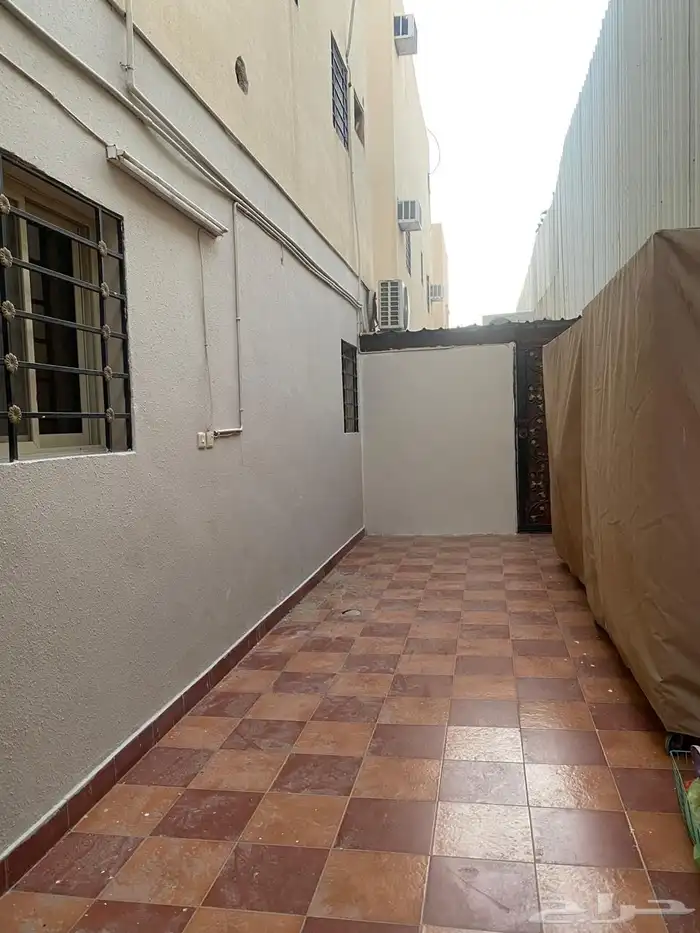 ة للبيع حي السعاده قريب الفيحاء 2