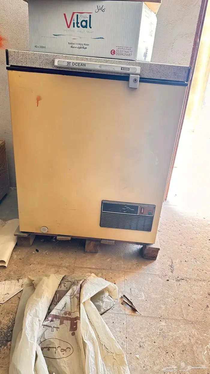 اثاث متنوع للبيع مزاد 3