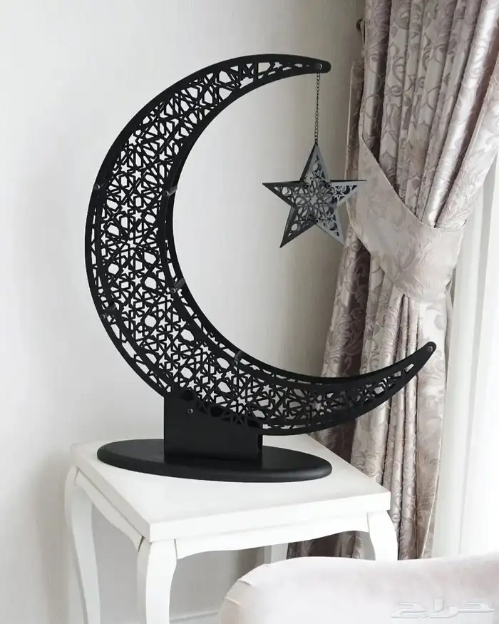تصميم وتنفيذ استاندات رمضان الأكريليك 28