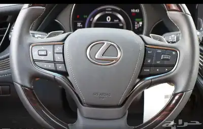 لكزس LS500 2022 9