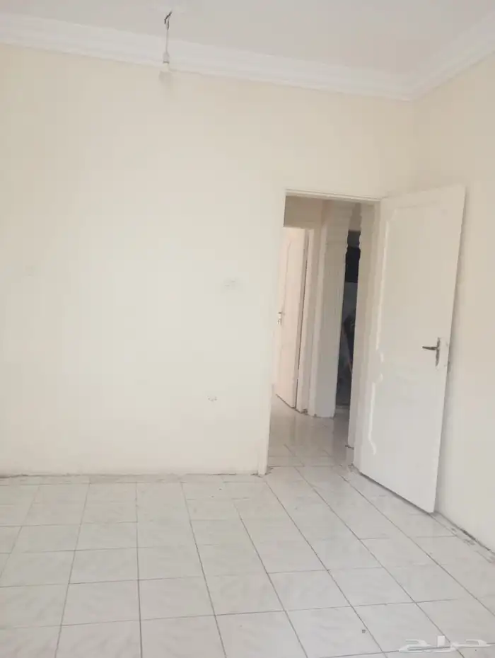 شقة للإيجار ( حي البوادي ) 2