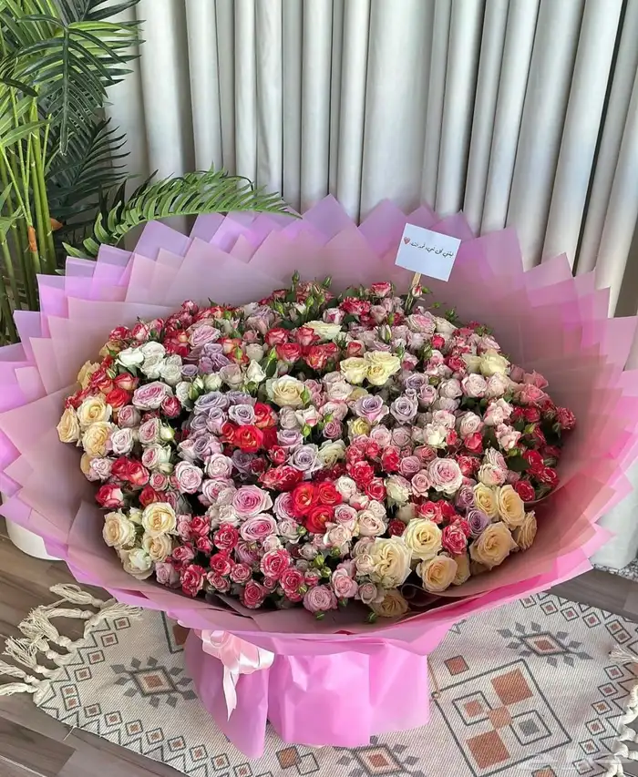 مندوب هدايا جدة تنسيق باقات ورد وهدايا وتوصيلها داخل جدة 7