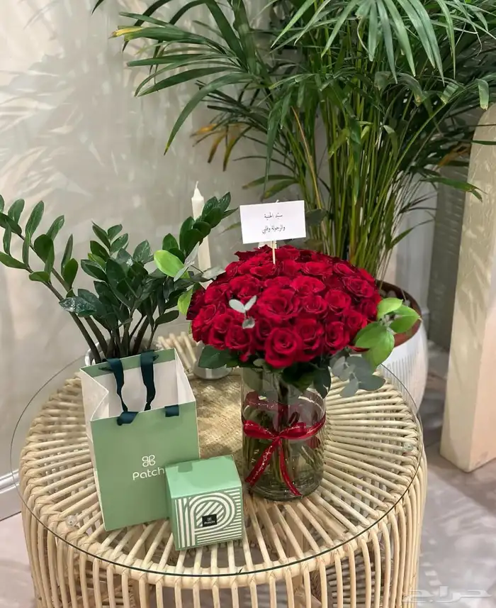 مندوب هدايا جدة تنسيق باقات ورد وهدايا وتوصيلها داخل جدة 8