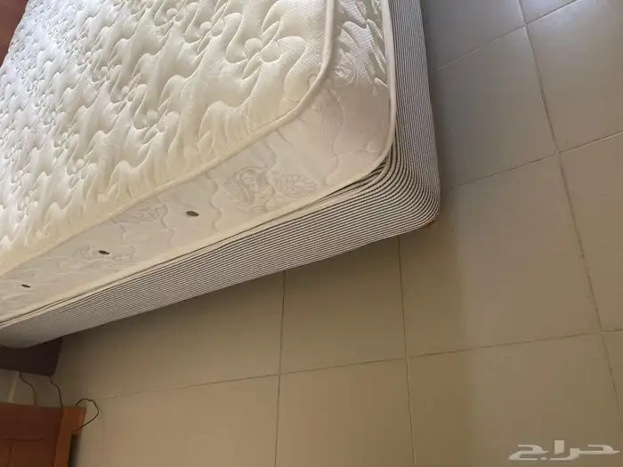 اثاث فندق كامل للبيع غرف نوم. كنبات. طولات خدمه 2