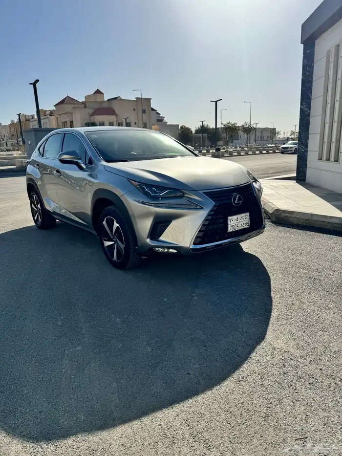 لكزس NX 2019 فل كامل 1