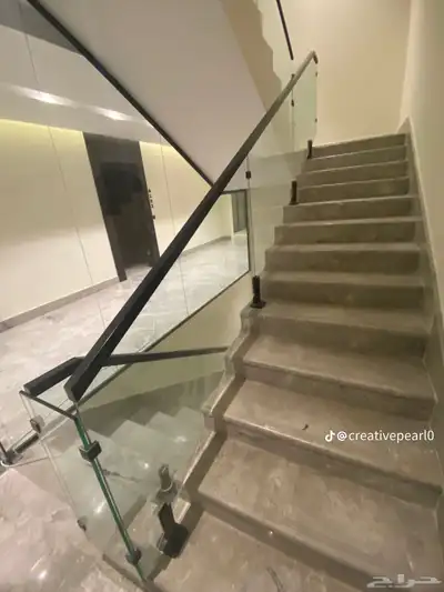 زجاج دربزين 2