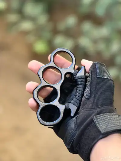 رنق فولاذي للدفاع عن النفس أسود 0