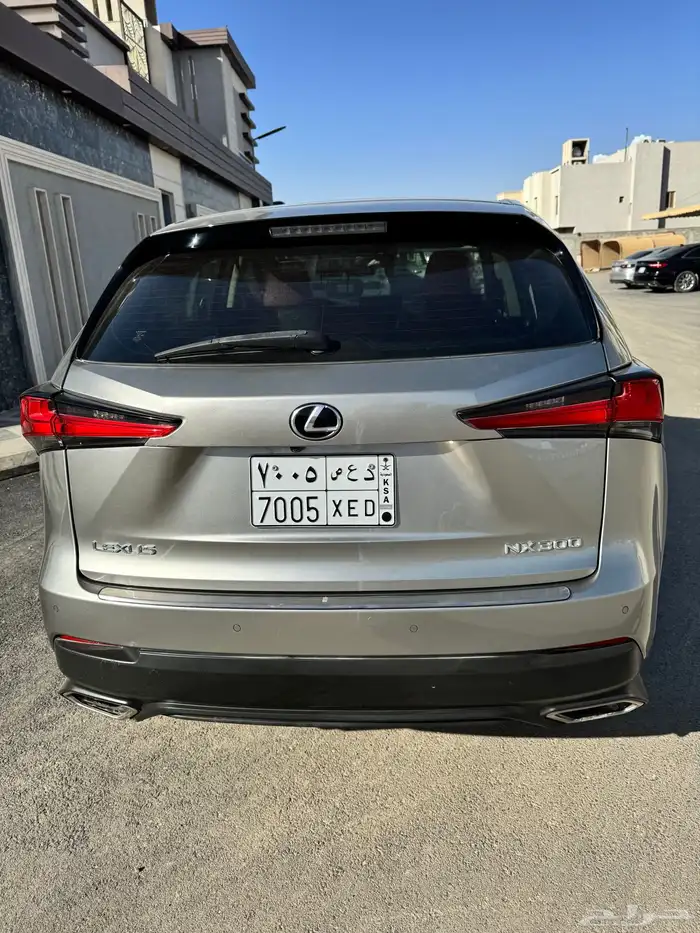 لكزس NX 2019 فل كامل 8