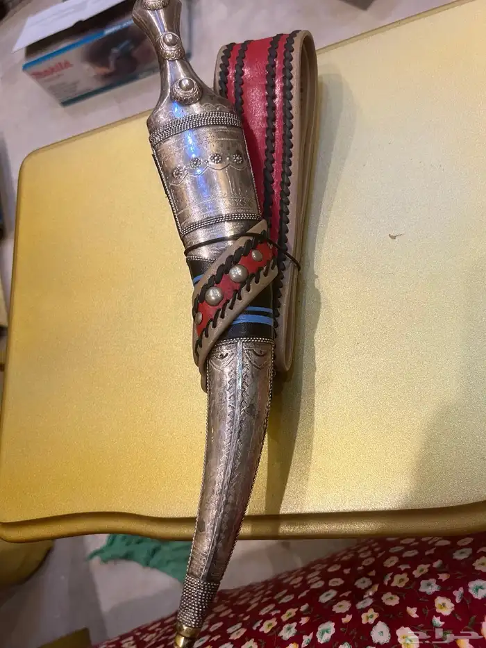 جنبيه دريع فضه كامله قديمه ابوجسر كفو مليانه خاليه من العيوب 0