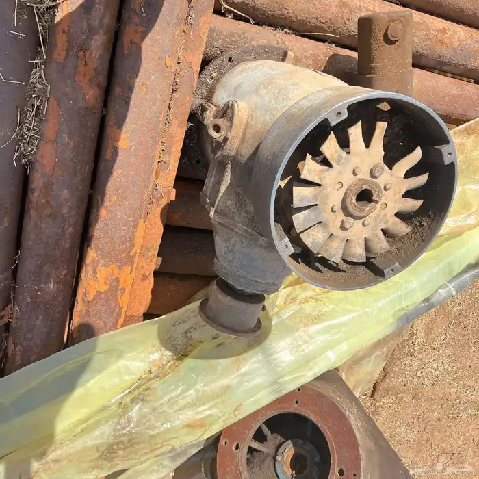 طرمبه 6بوصه مع قير العدد 67 13