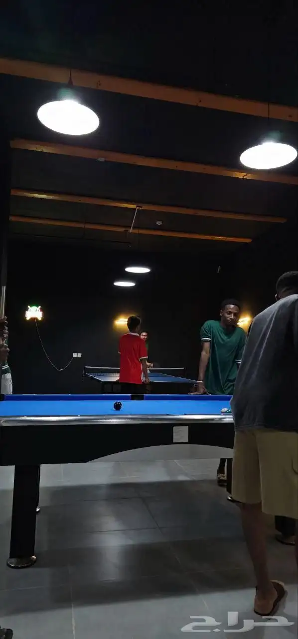 محل للتقبيل 1