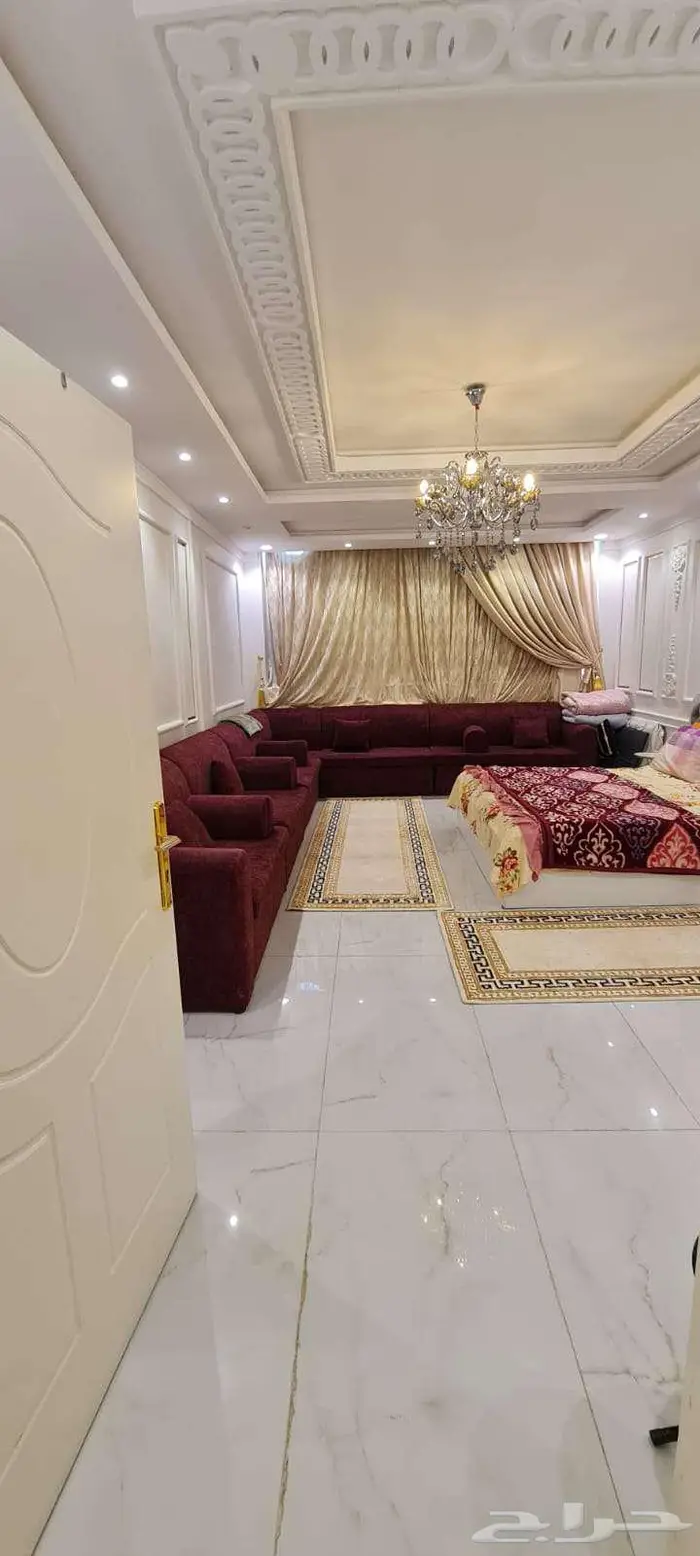 شقة كبيرة دورين بمخطط الريان 11