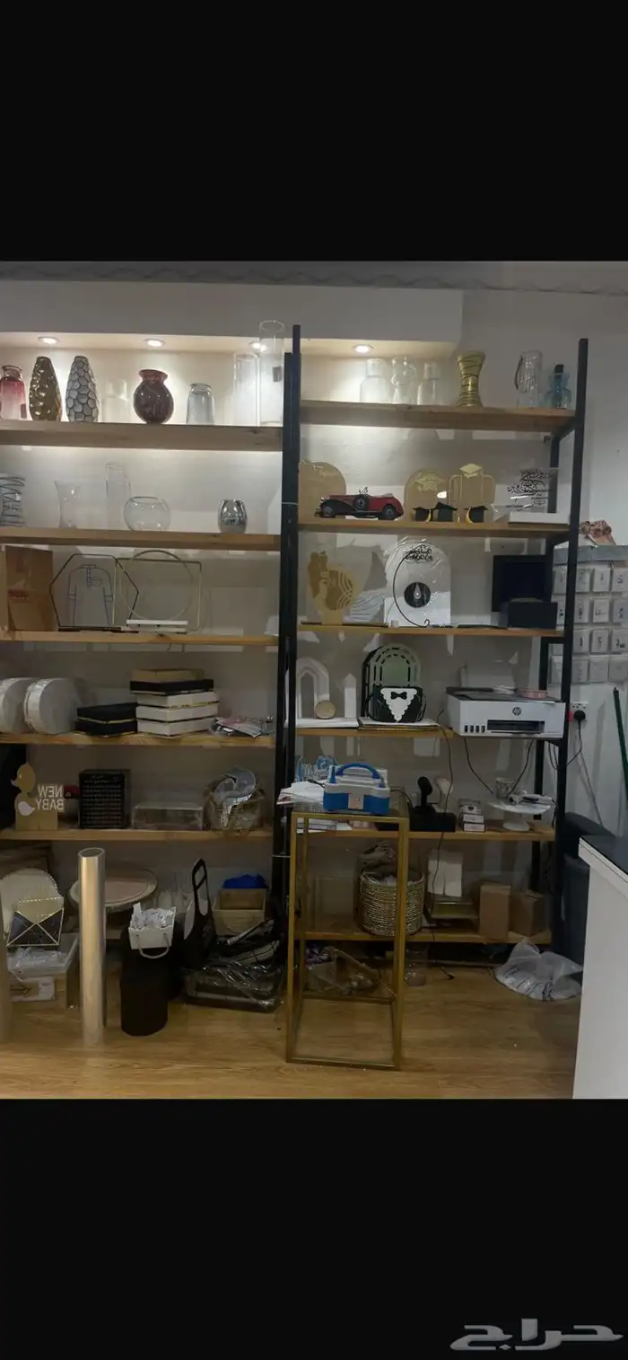 ساتندات ارفف محل خشب 1