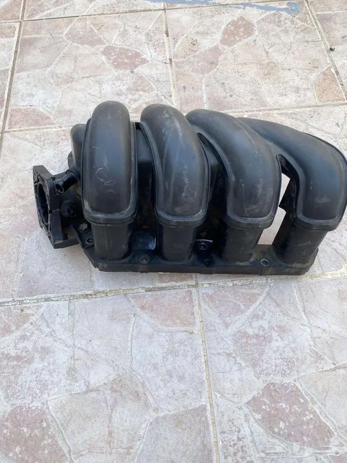 للبيع ثلاجة مكينة كورولا - Intake Manifold 2