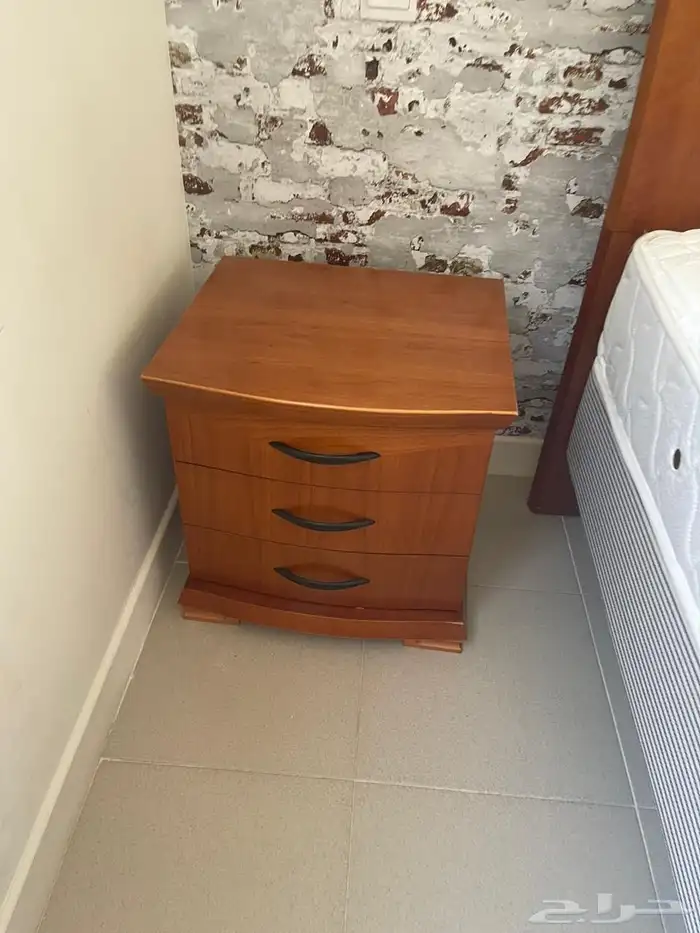اثاث فندق كامل للبيع غرف نوم. كنبات. طولات خدمه 7