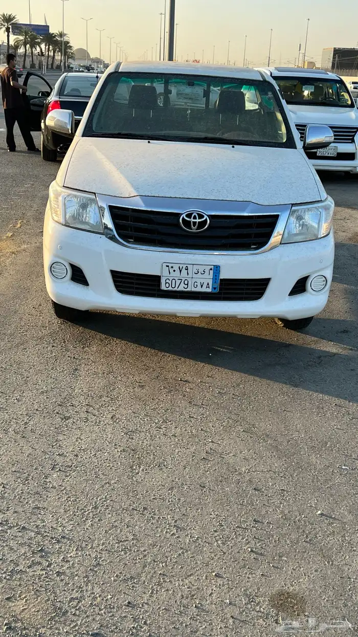 هايلكس (ونيت) تايوتا موديل 2015 ممشى 346 بلد المالك الاول 12