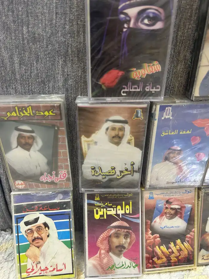 اشرطه كاسيت نخبه من الفنانين بتغليف المصنع 2