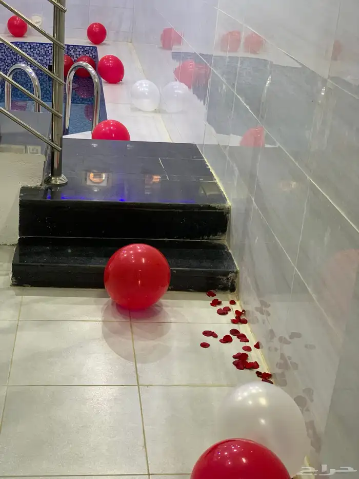 شاليهات و فلل بمسابح داخليه في الدرب وجديده 4